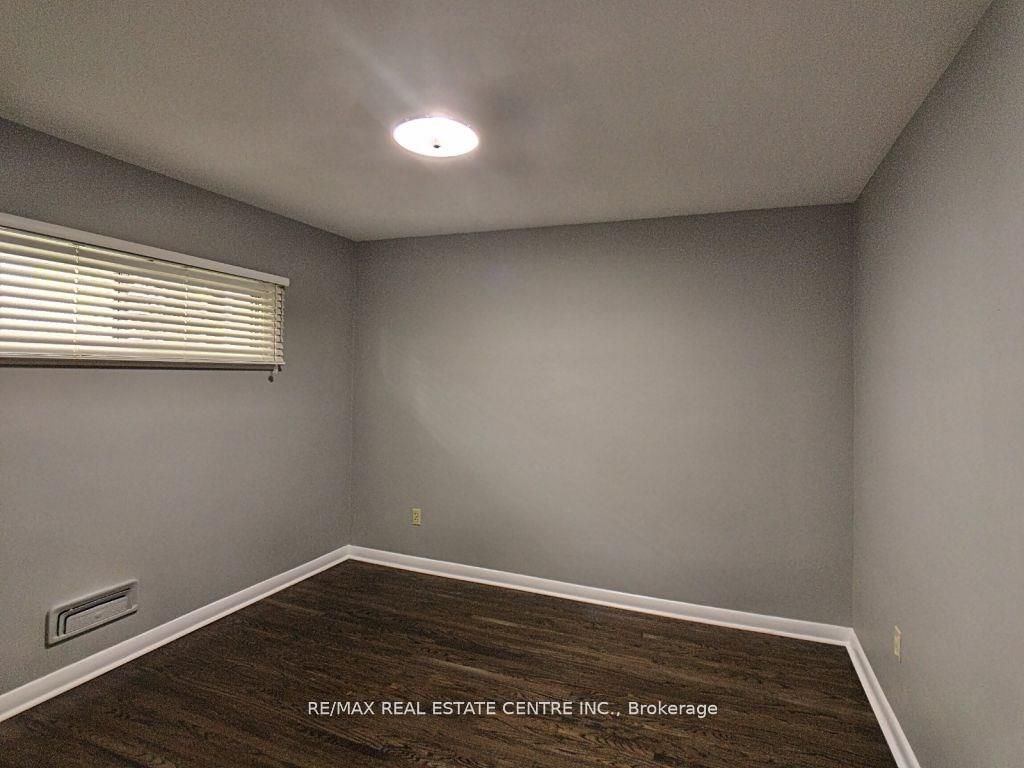 196 Rifle Range Rd
