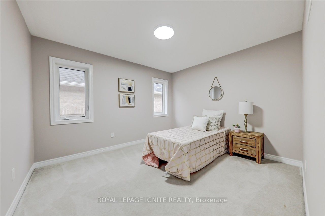 33 Robbins Ridge