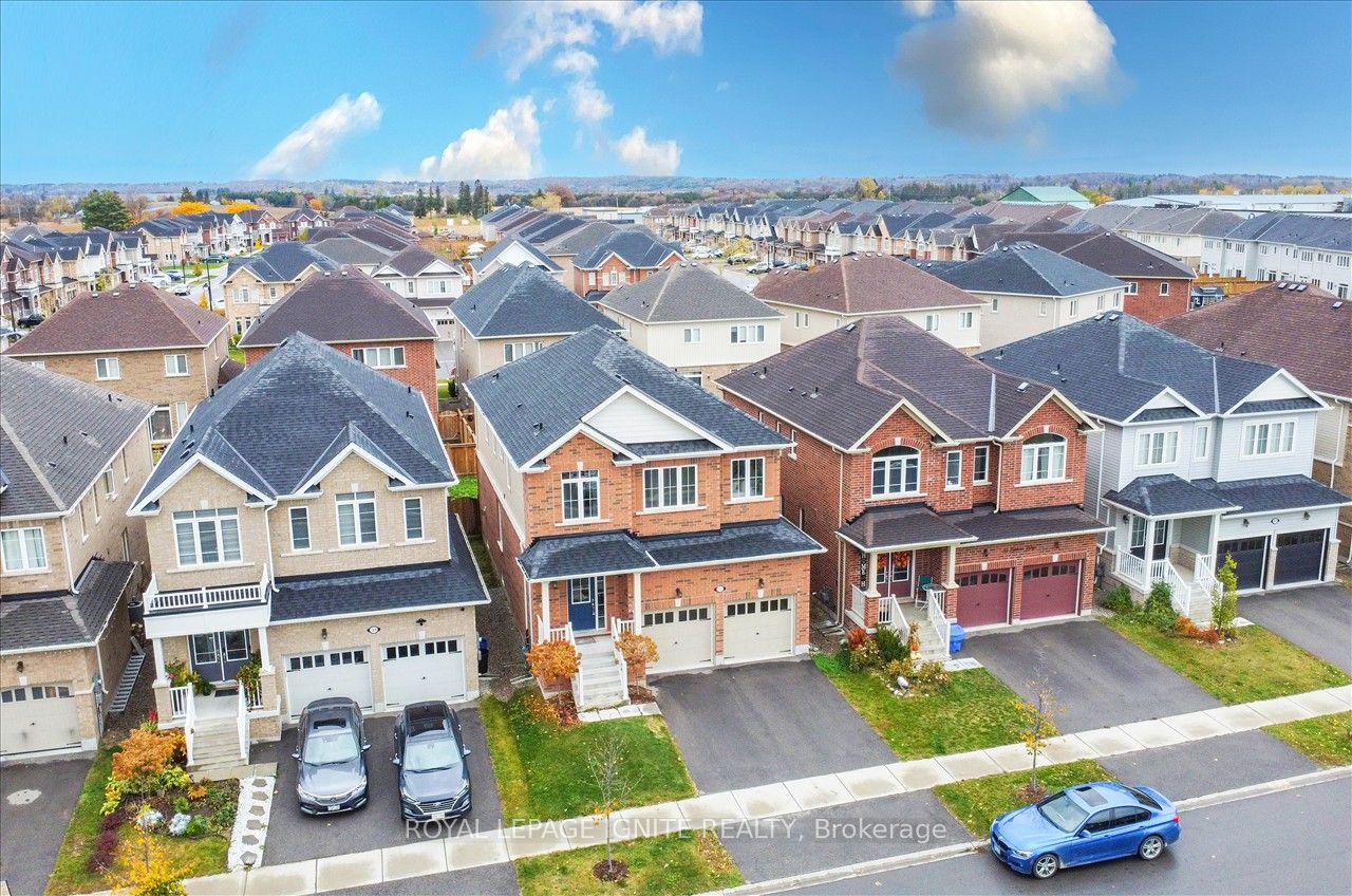 33 Robbins Ridge