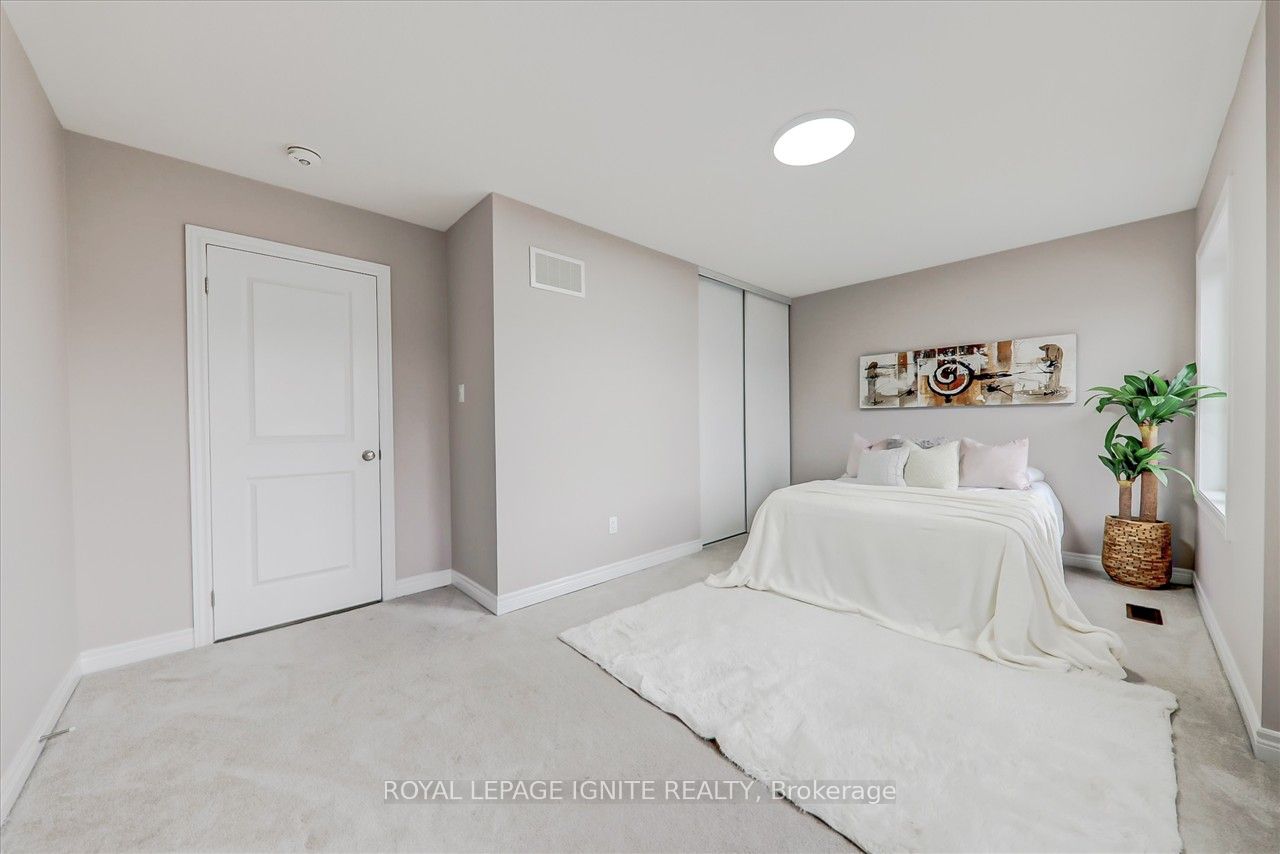 33 Robbins Ridge