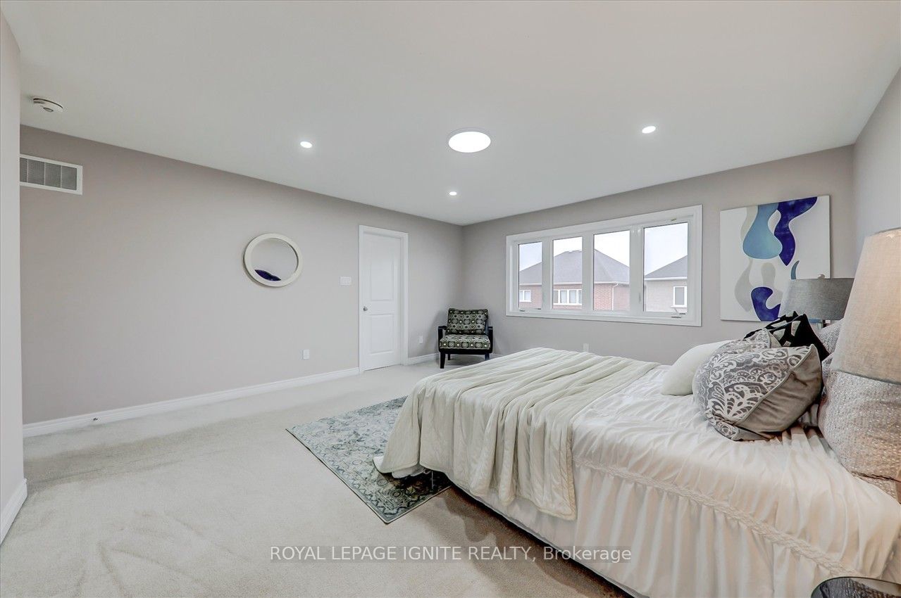 33 Robbins Ridge
