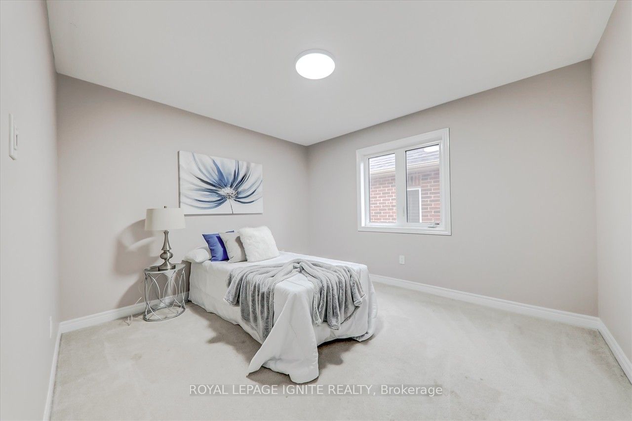 33 Robbins Ridge