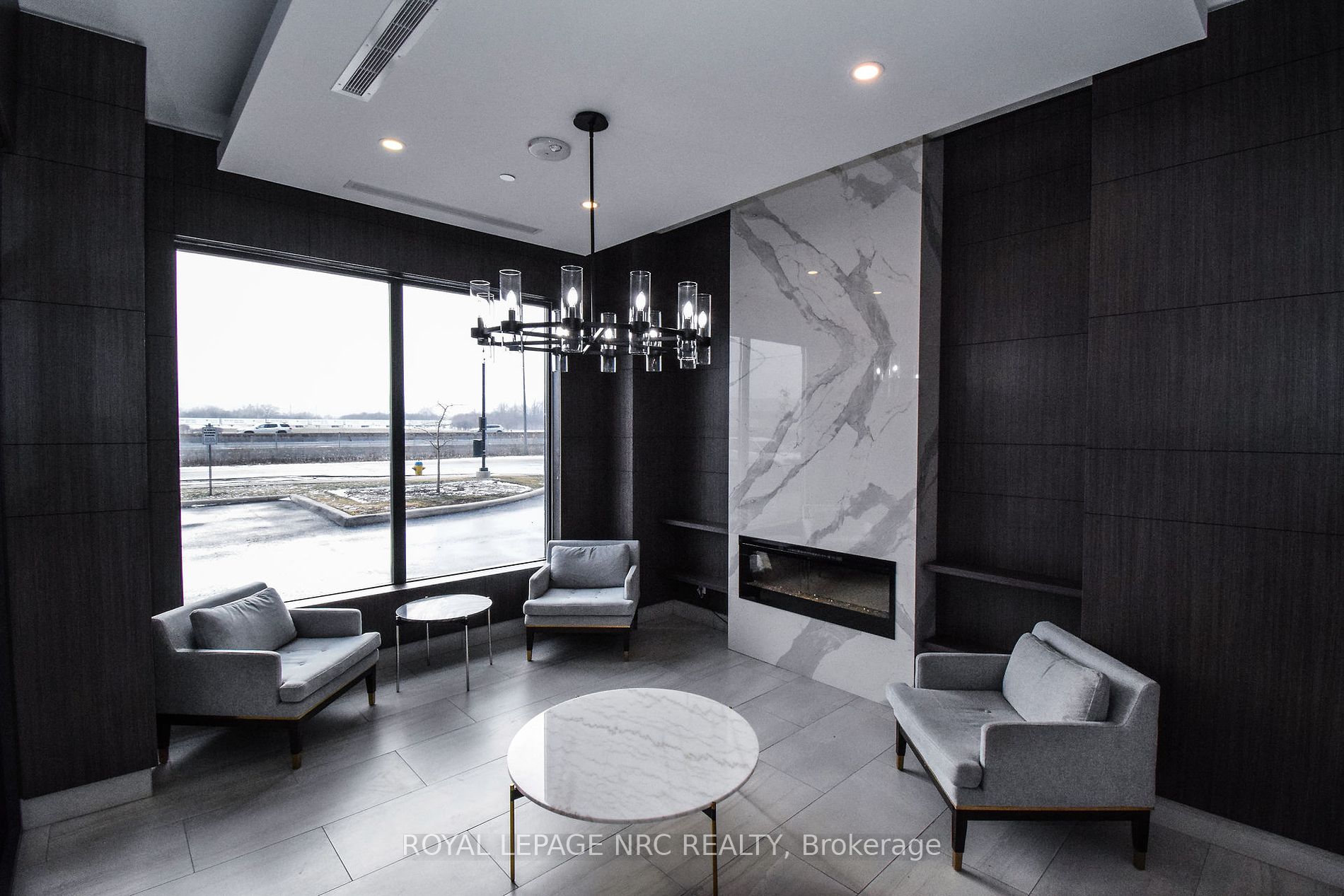 550 North Service Road #1307