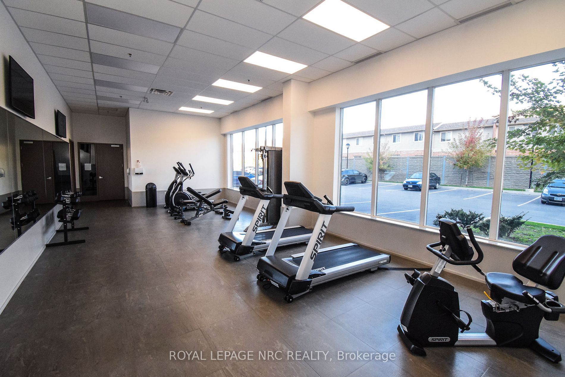 550 North Service Road #1307