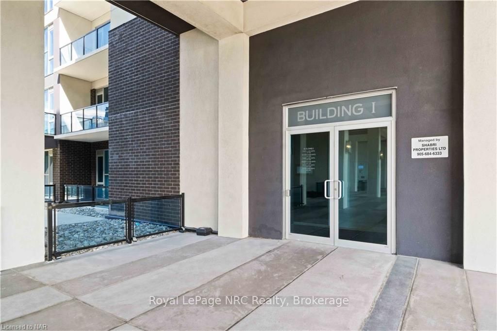 16 Concord Pl, #429