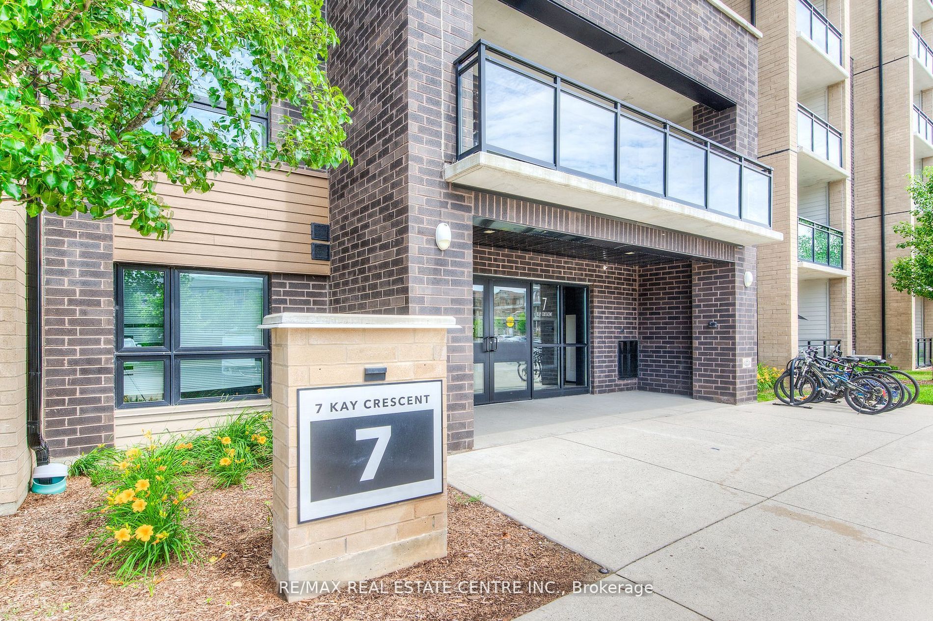 7 Kay Crescent, #515
