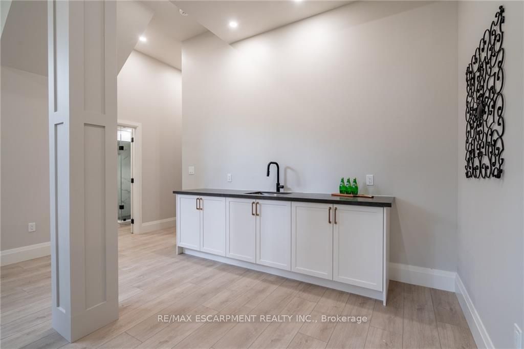 262 Robina Road
