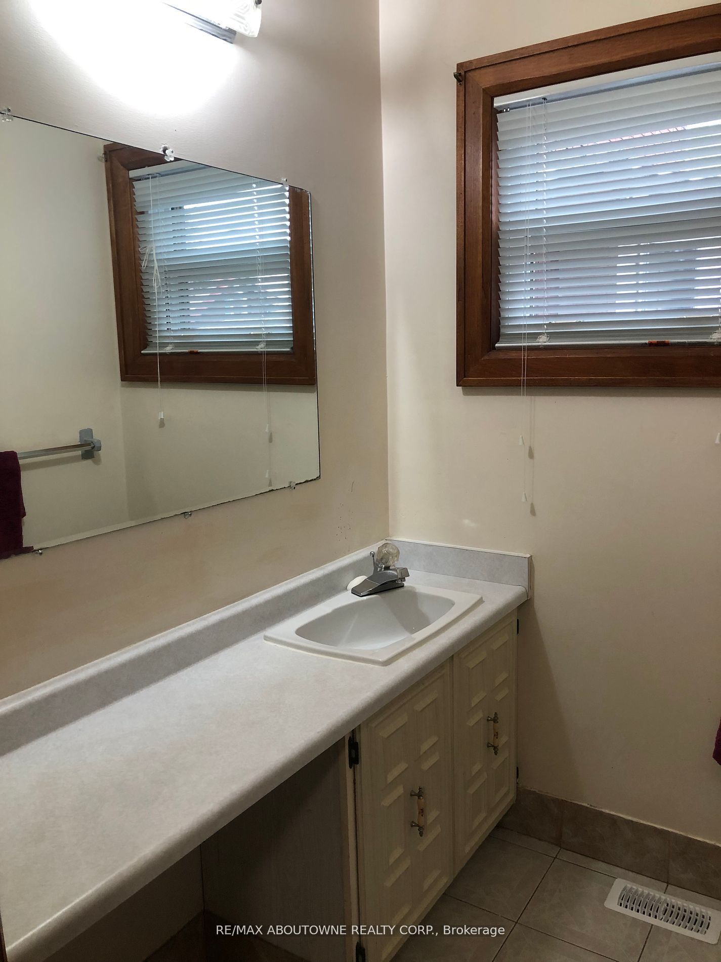 206-208 Hall Avenue