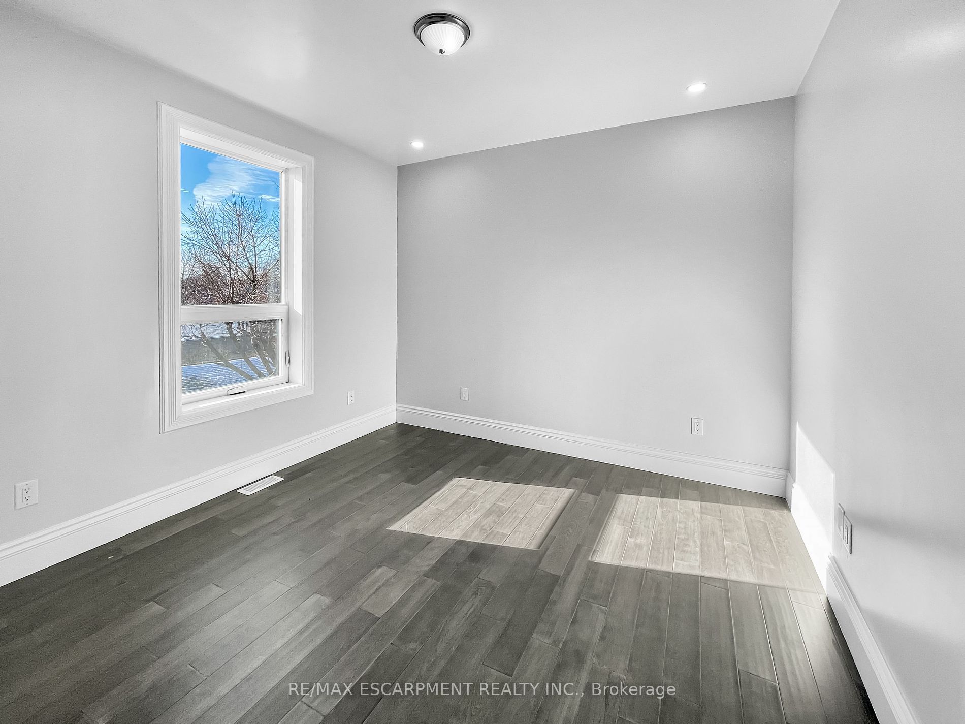 116 East 21st Street