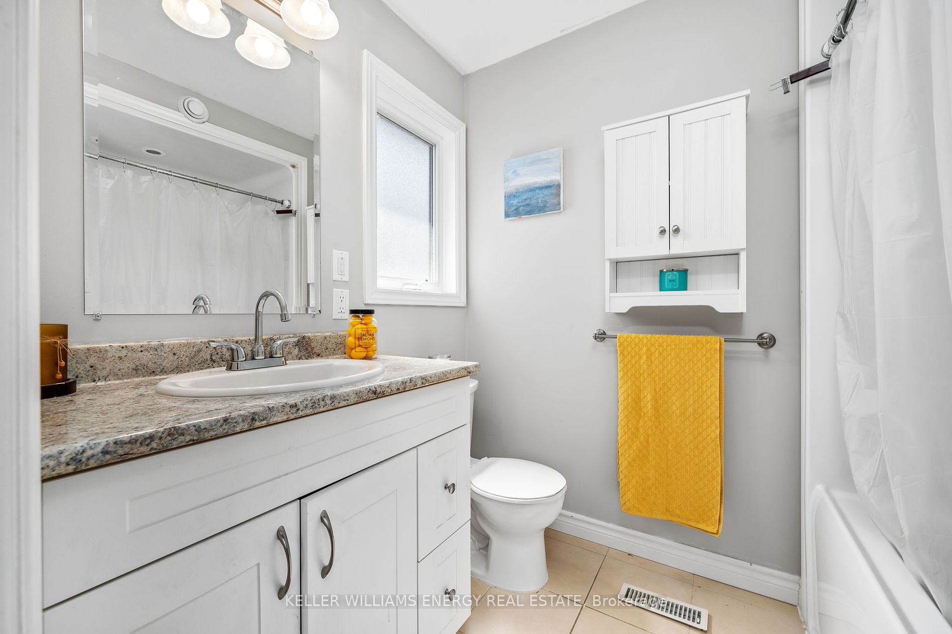 2 Cretney Dr