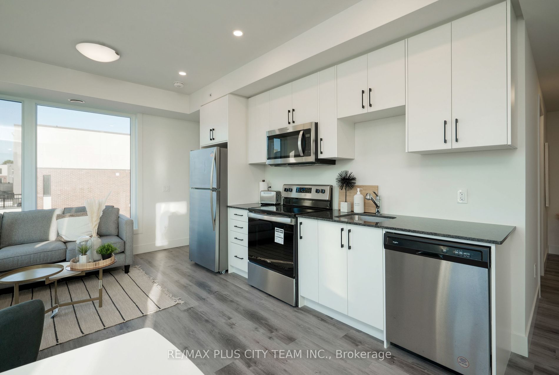 103 Roger Street, #301