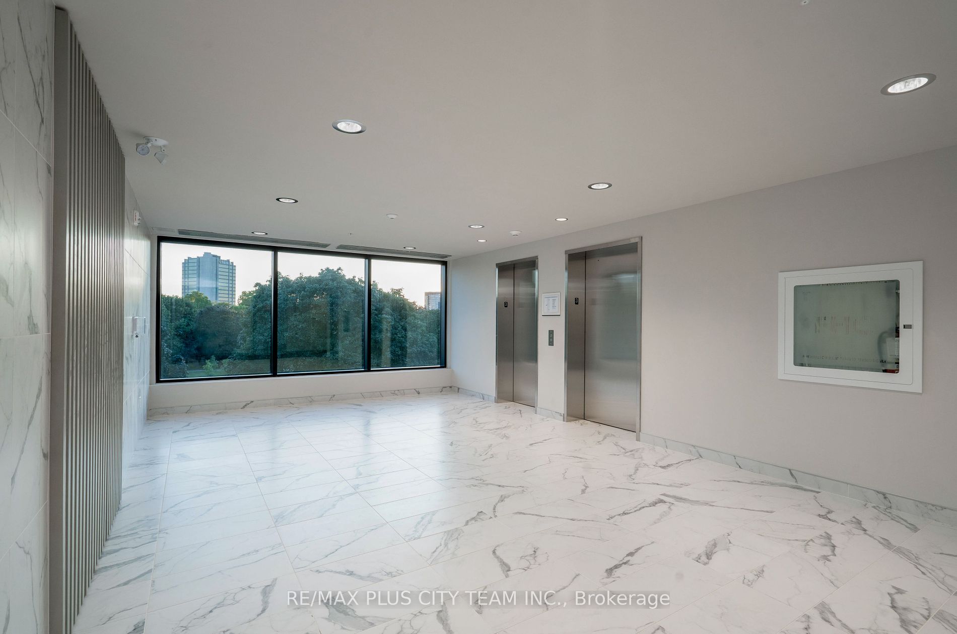 103 Roger Street, #301
