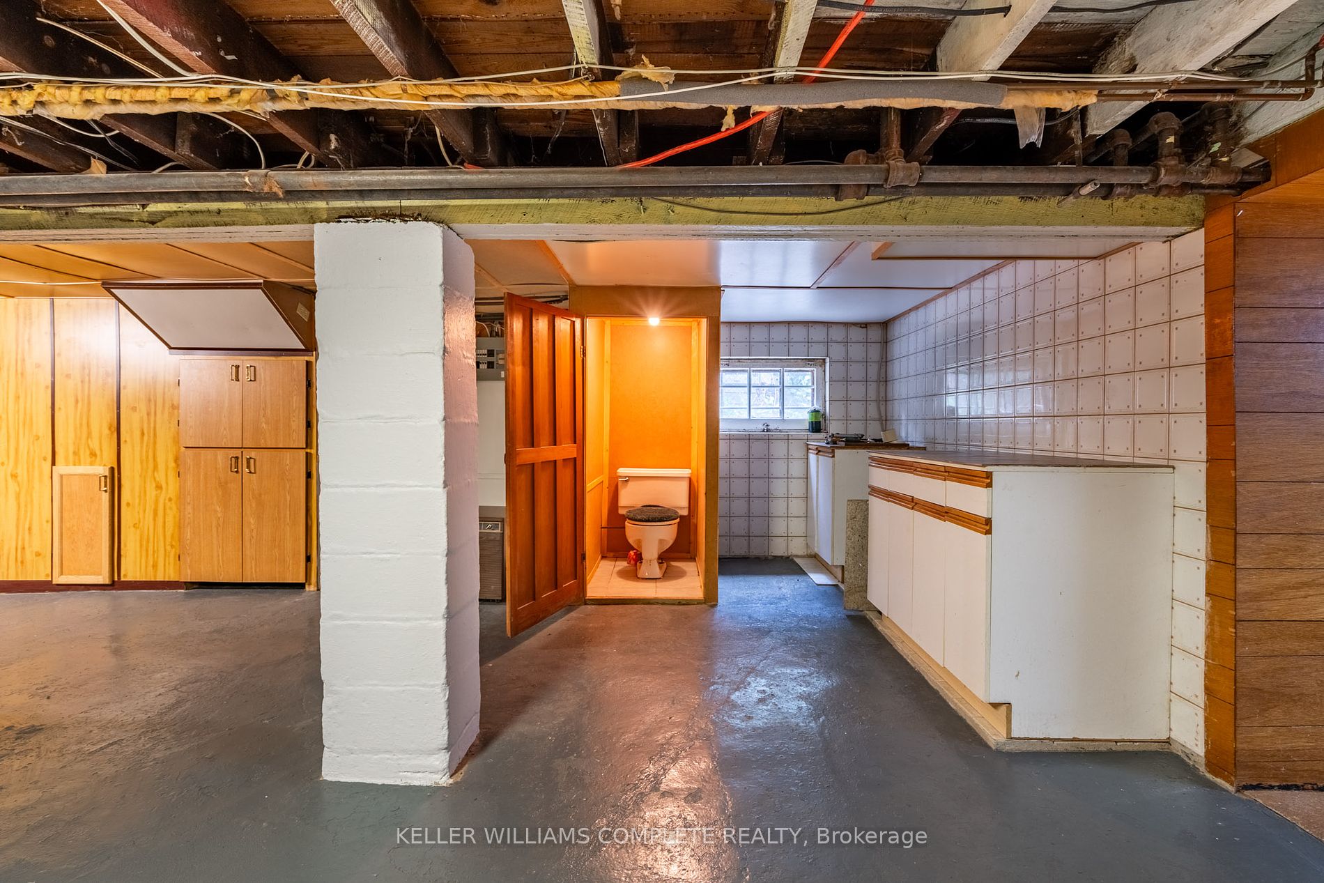 239 Sherman Ave S
