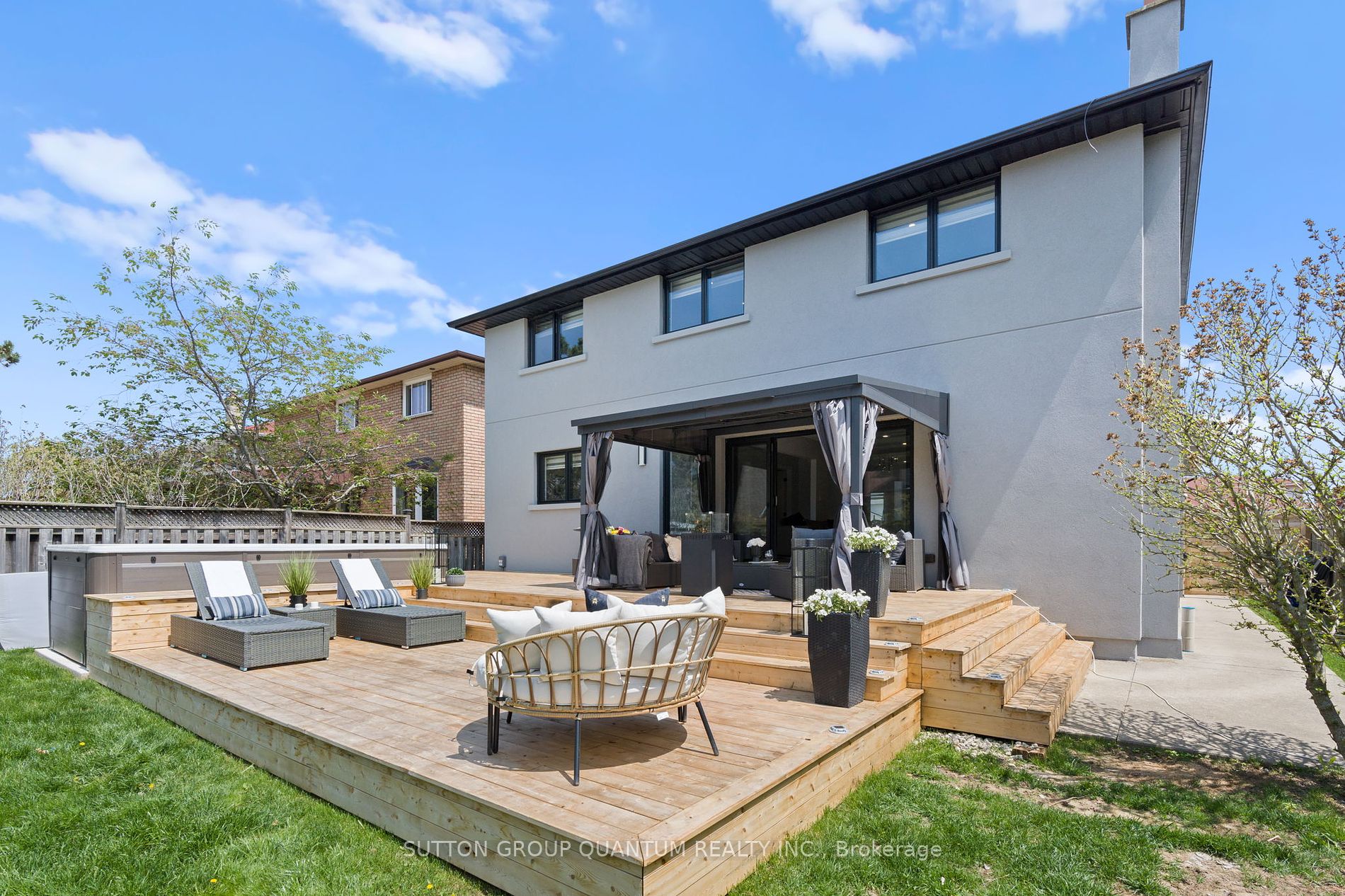 17 Clearview Dr