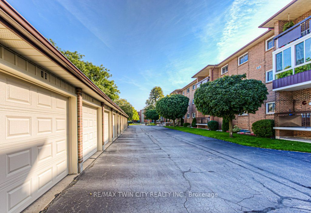 67 Breckenridge Dr, #308