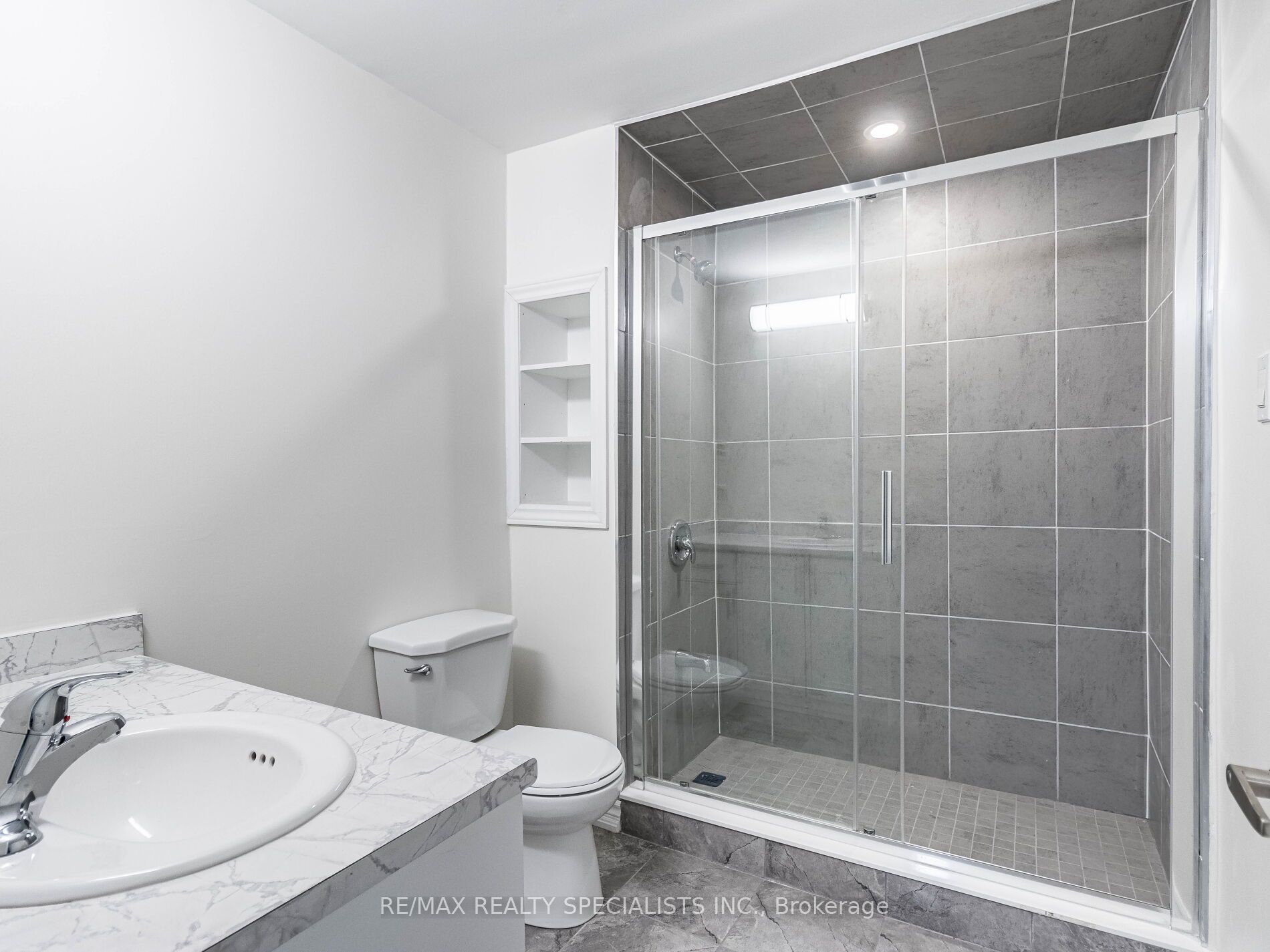 10 Angus Rd, #52