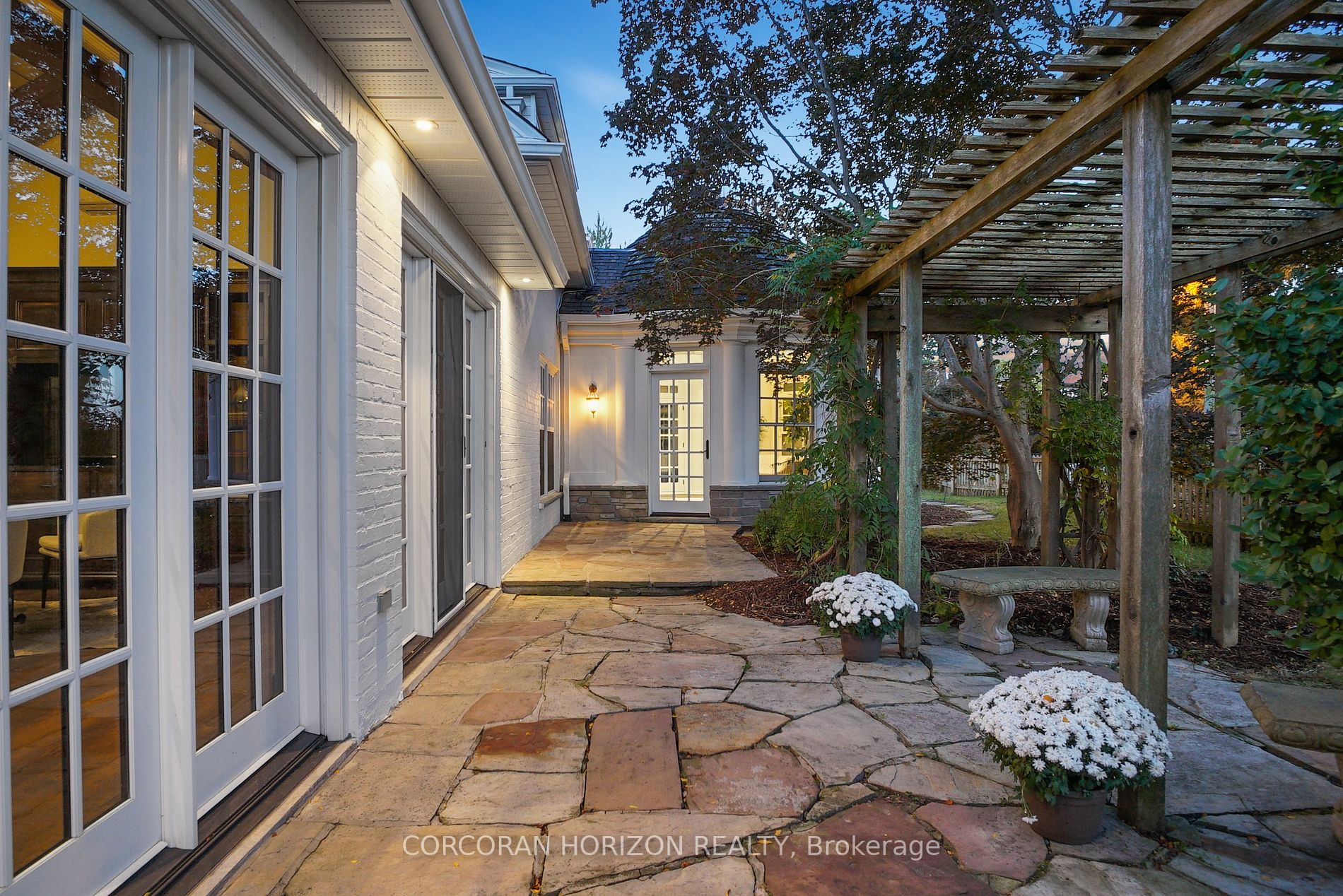 34 Fallbrook Lane