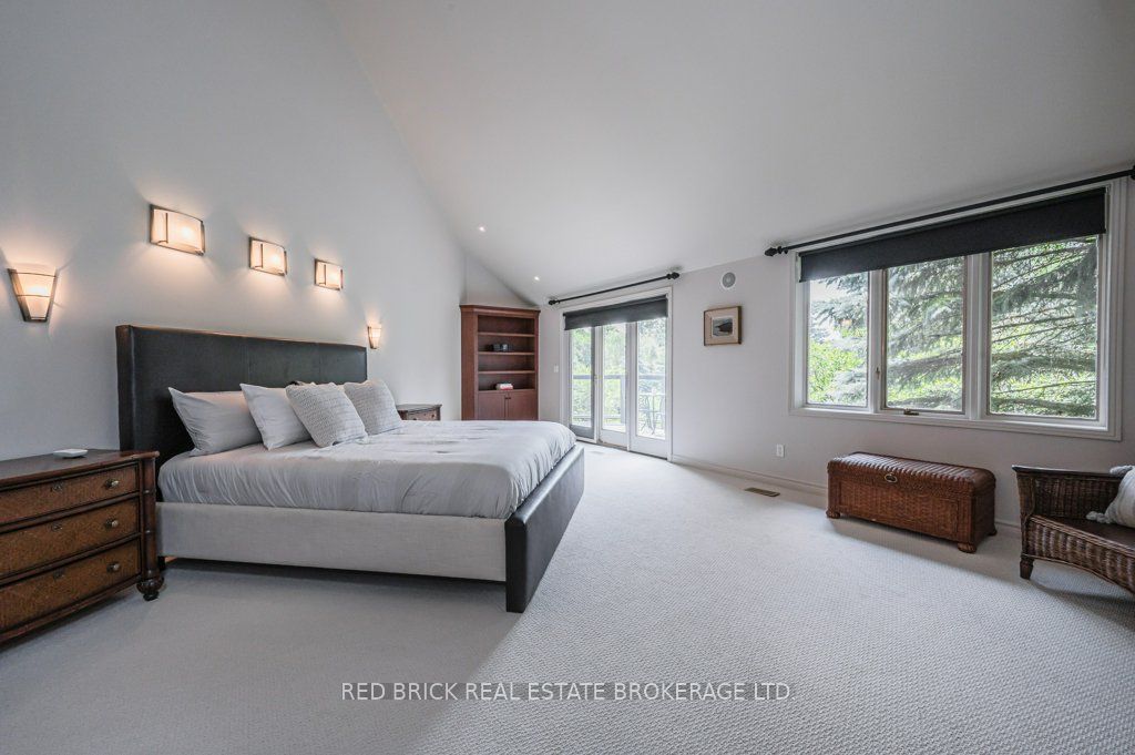 76 Grand Hill Drive