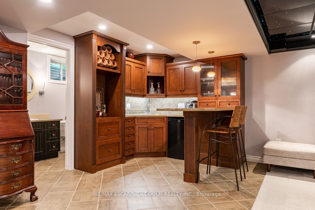 17 Brigantine Crt