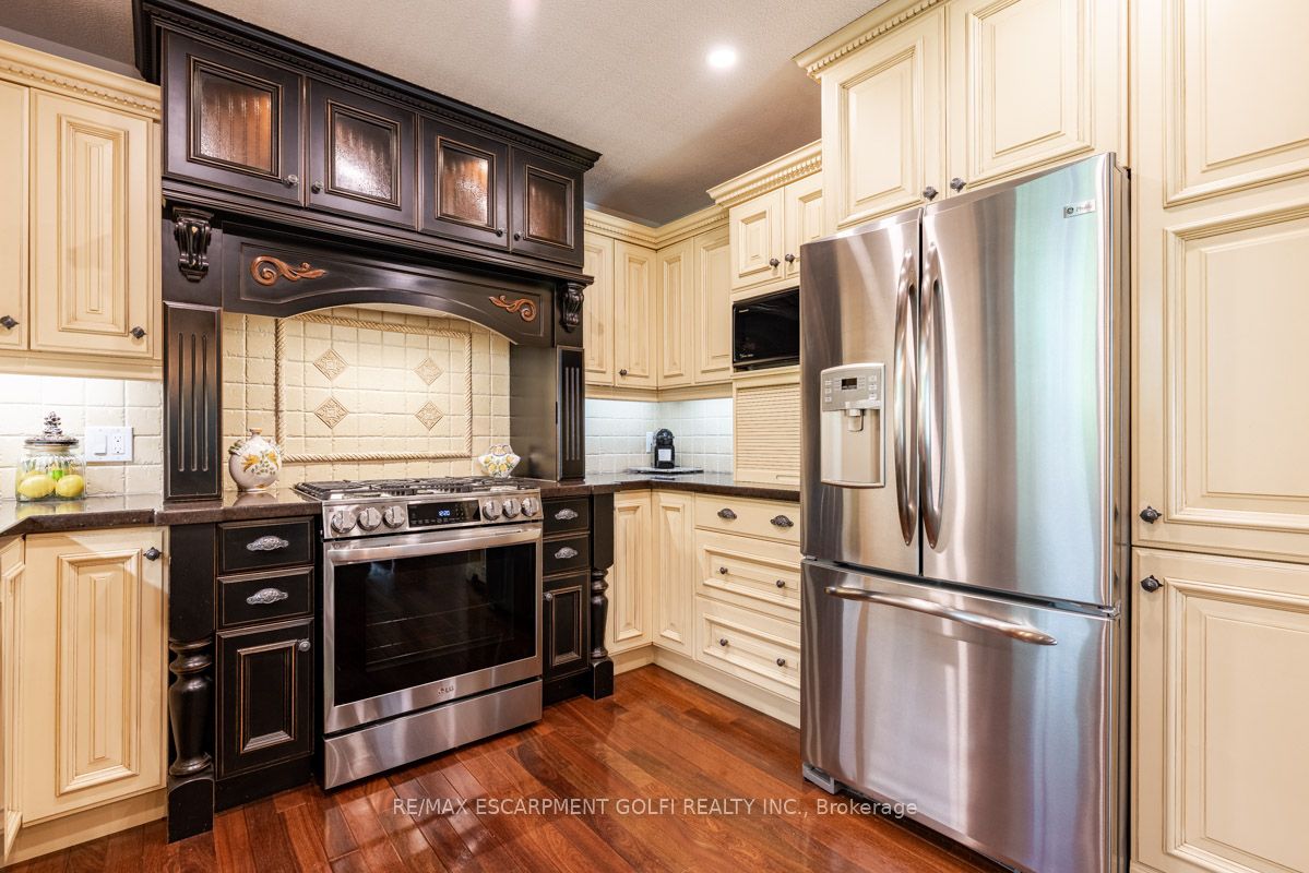 17 Brigantine Crt