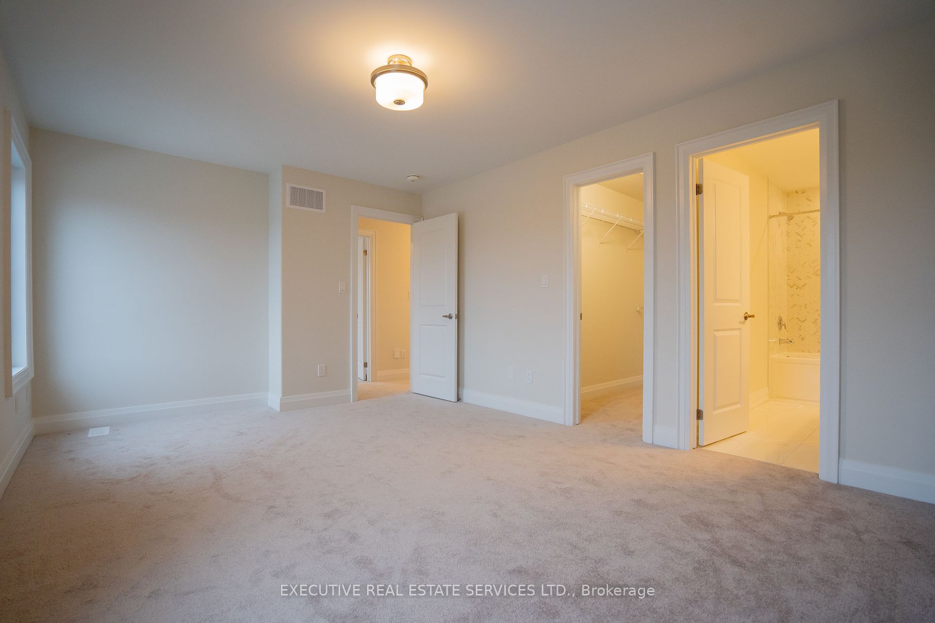 612 Wedlock Lane