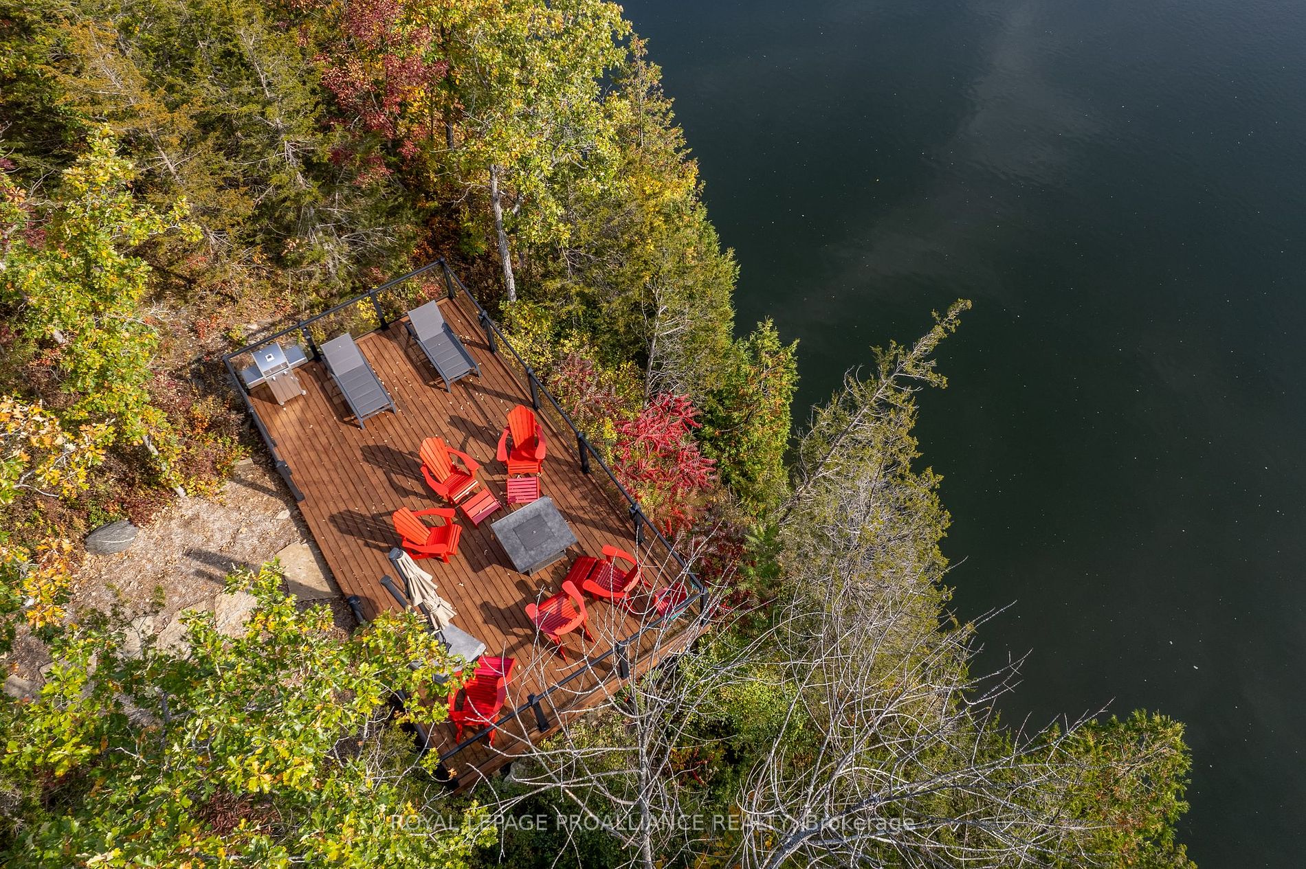 3 Riverside Trail