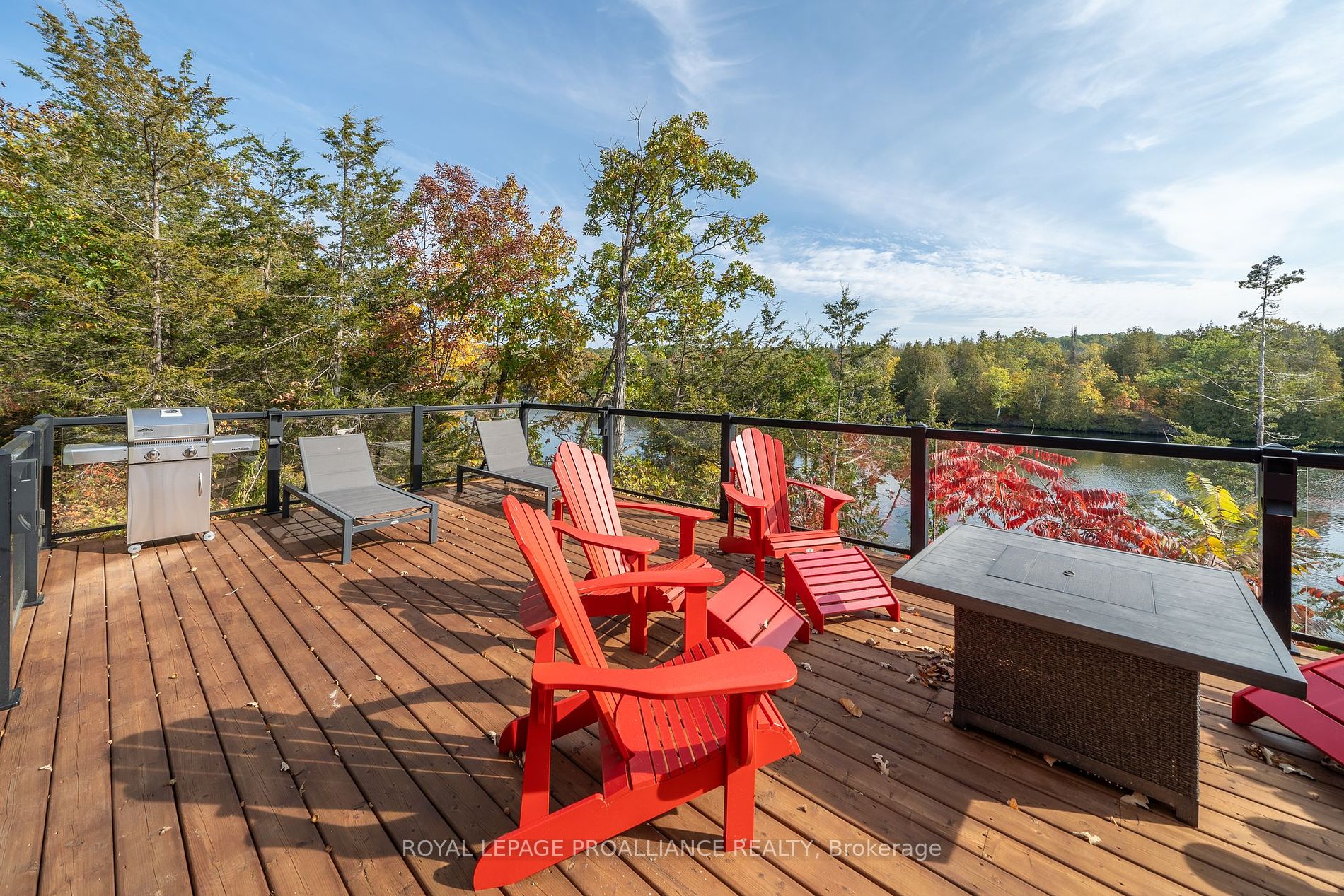 3 Riverside Trail