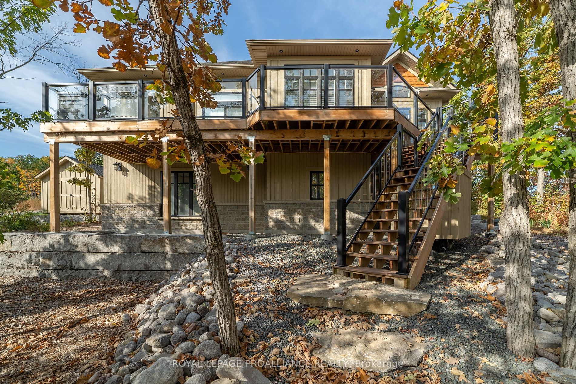 3 Riverside Trail