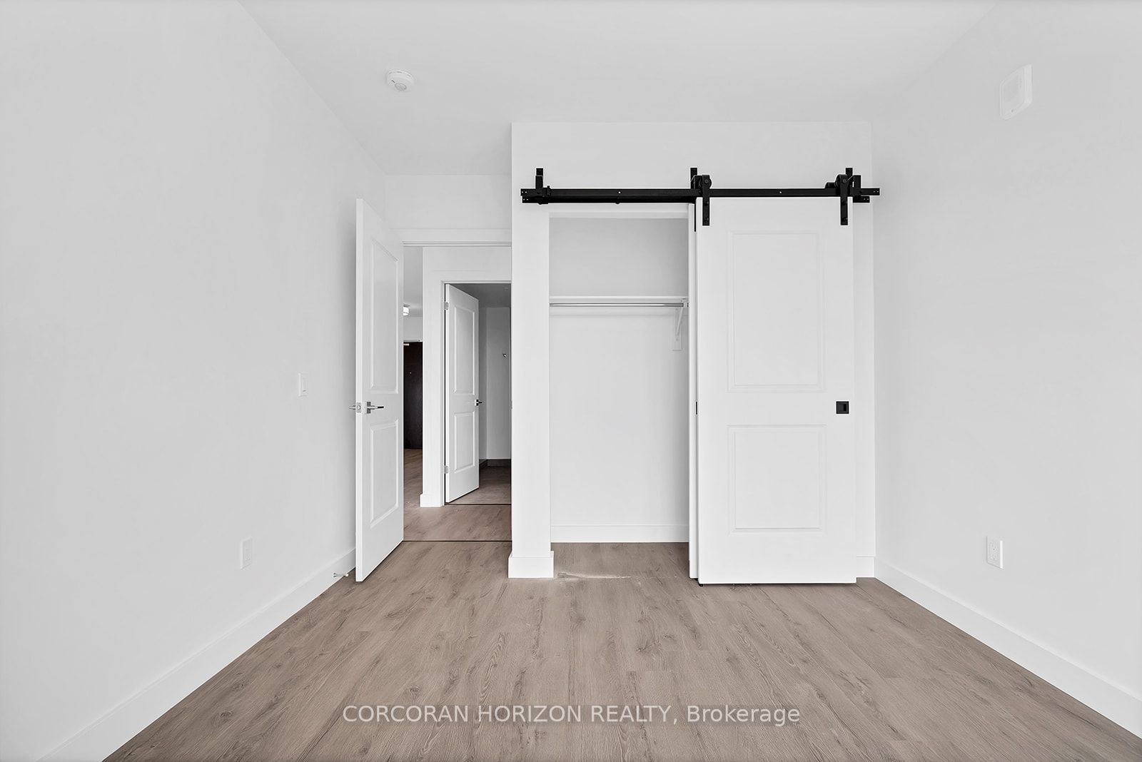 15 Glebe St, #1511