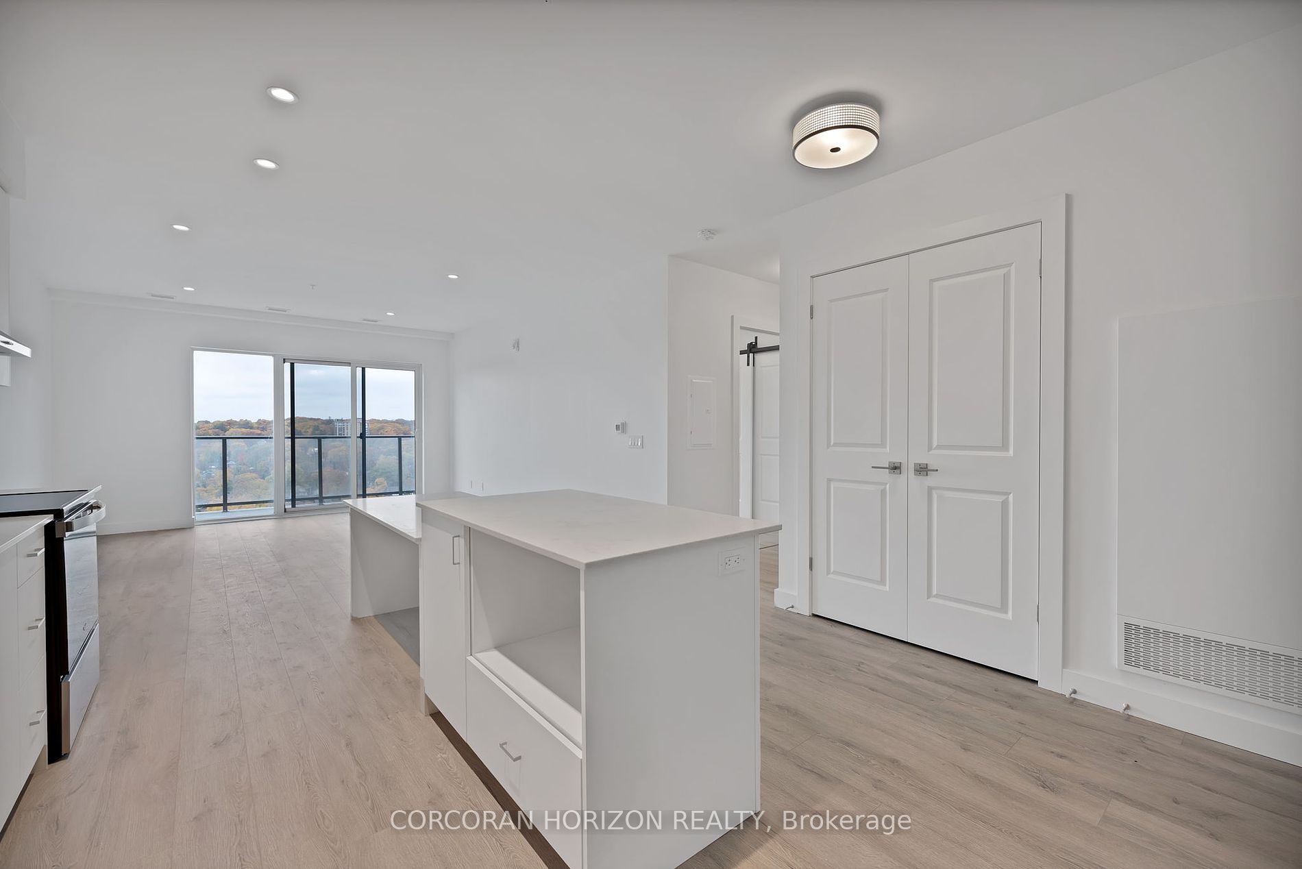 15 Glebe Street #1904