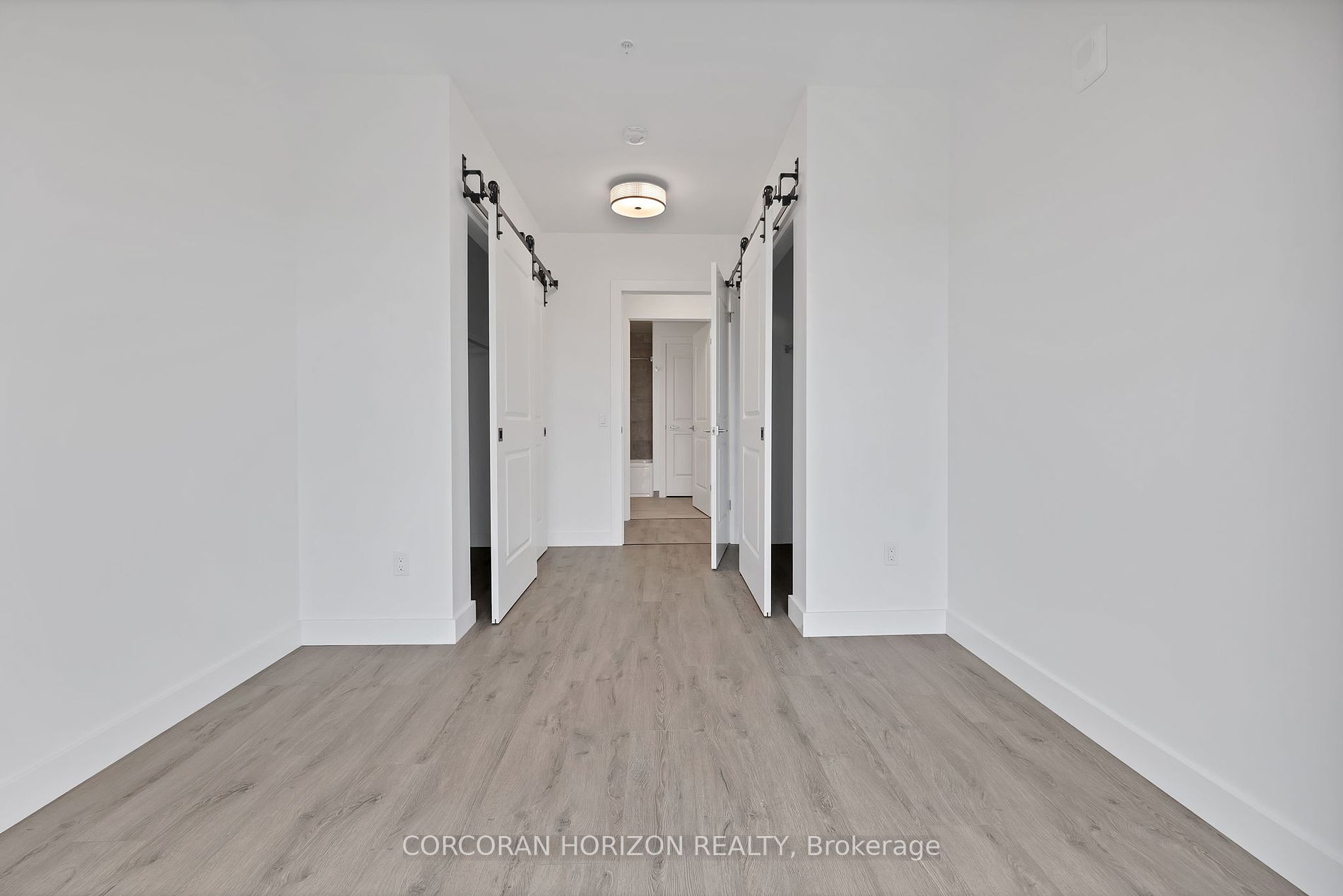 15 Glebe Street #1904