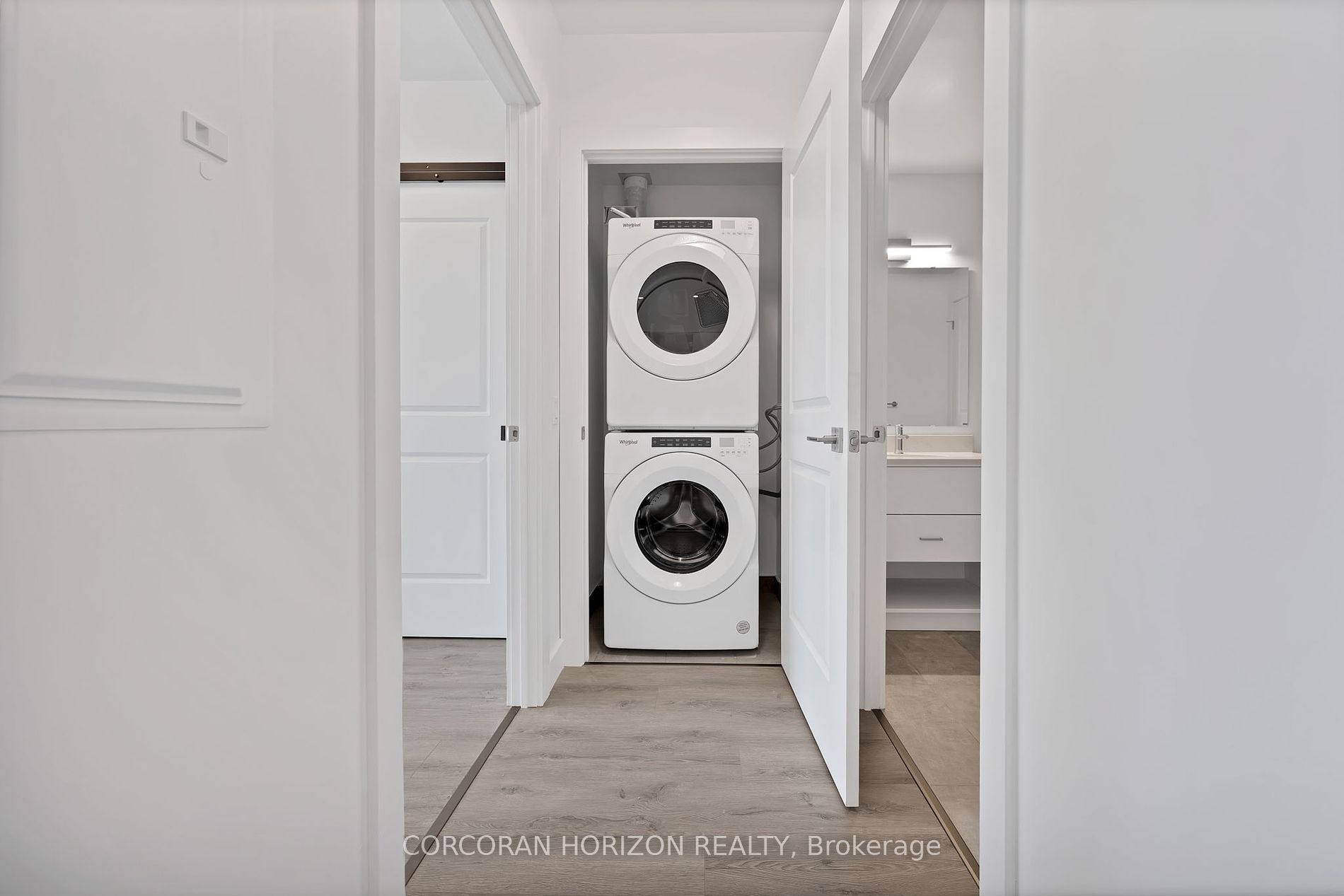 15 Glebe Street #1904