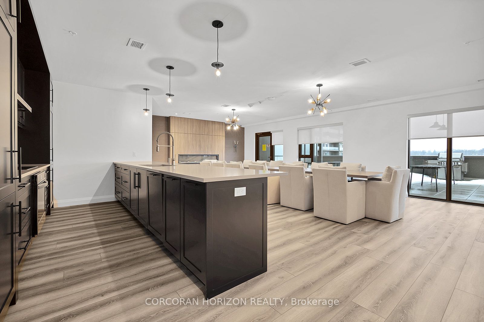 15 Glebe Street #1904