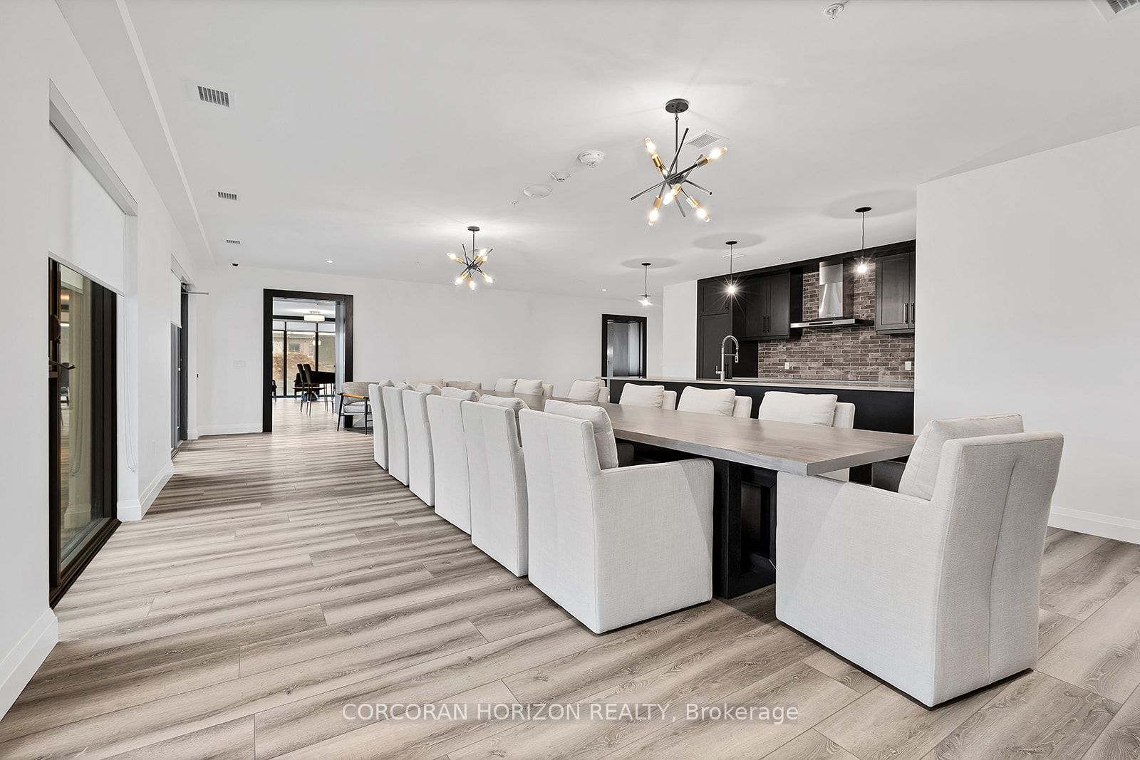 15 Glebe Street #1904