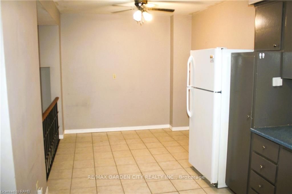 5 Viking Crt, #305
