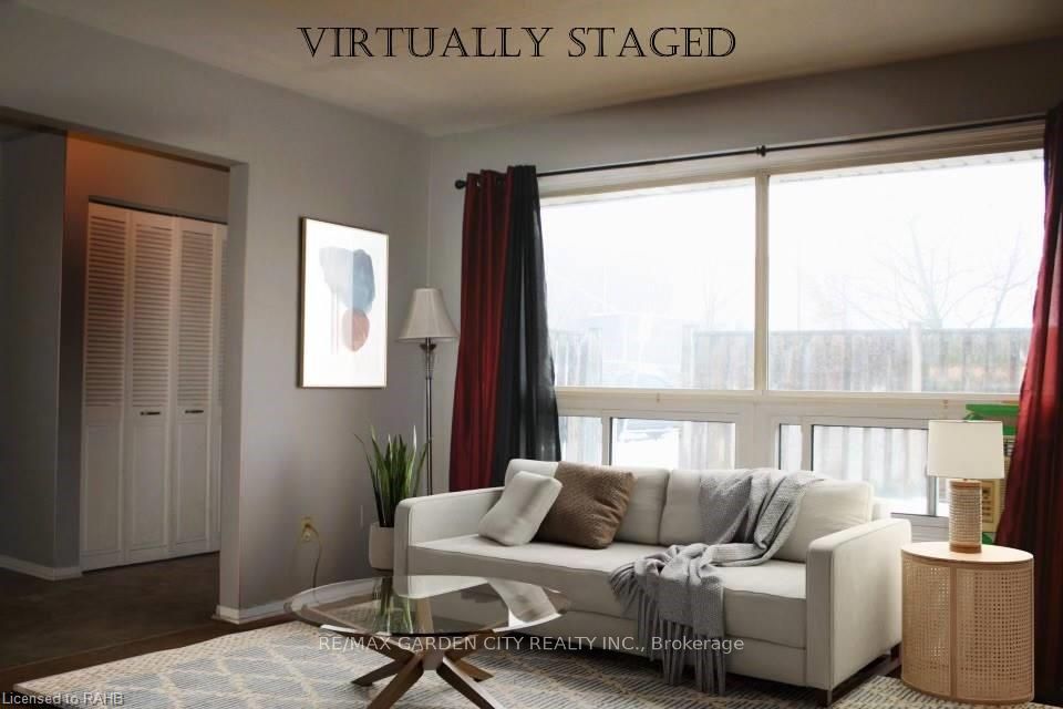 5 Viking Crt, #305
