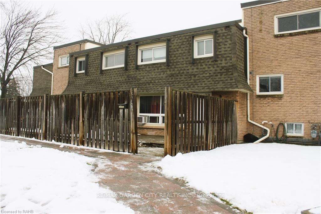 5 Viking Crt, #305