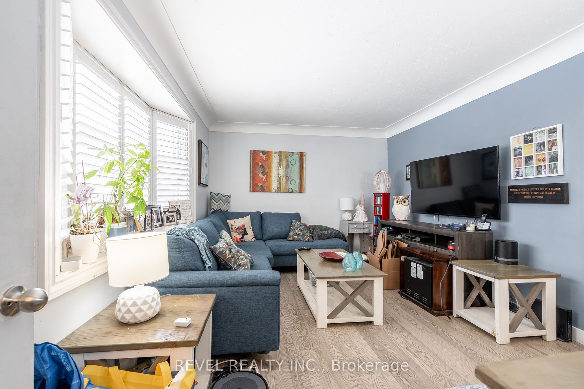 251 Glencairn Ave
