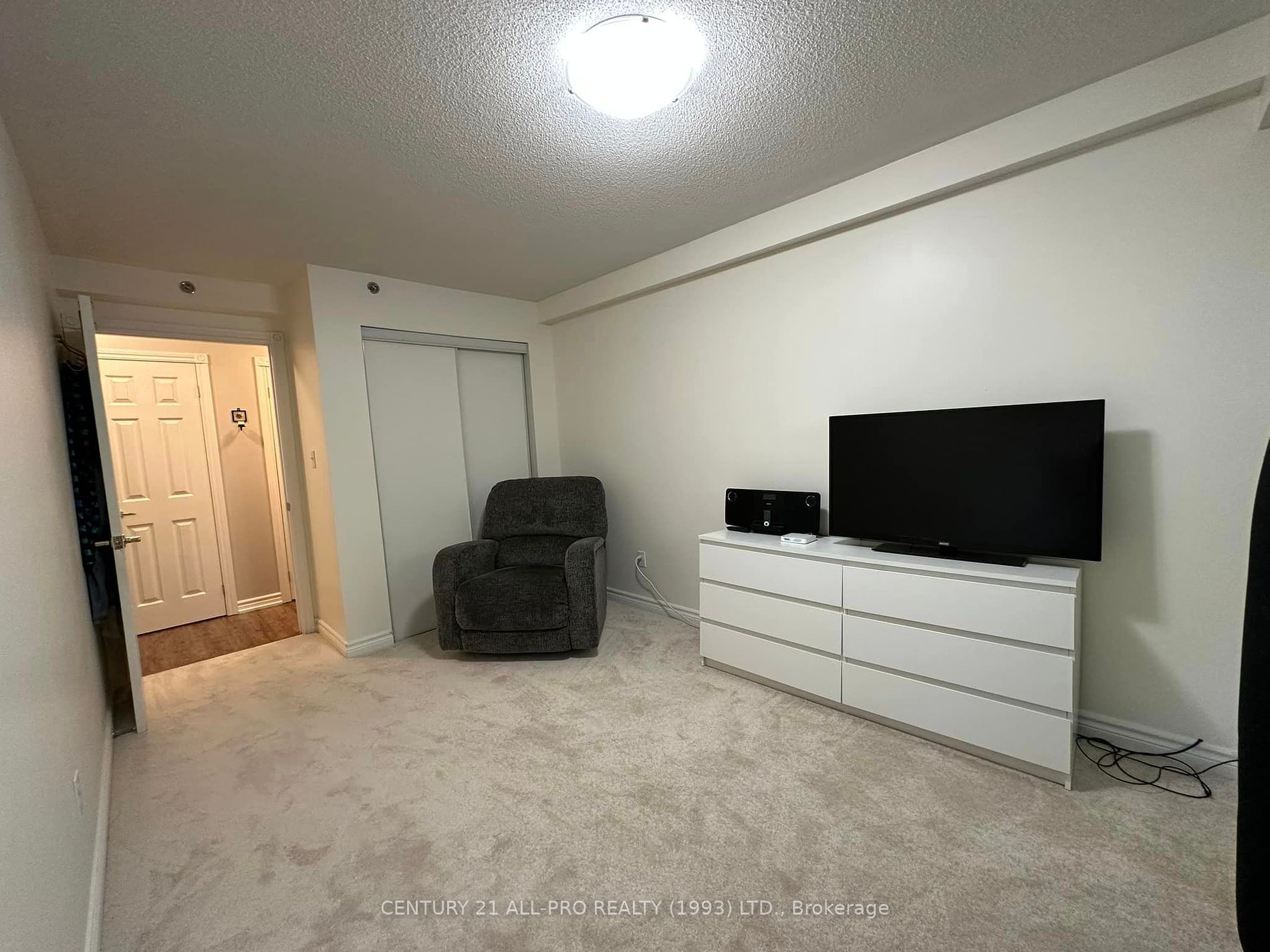 841 Battell St, #109