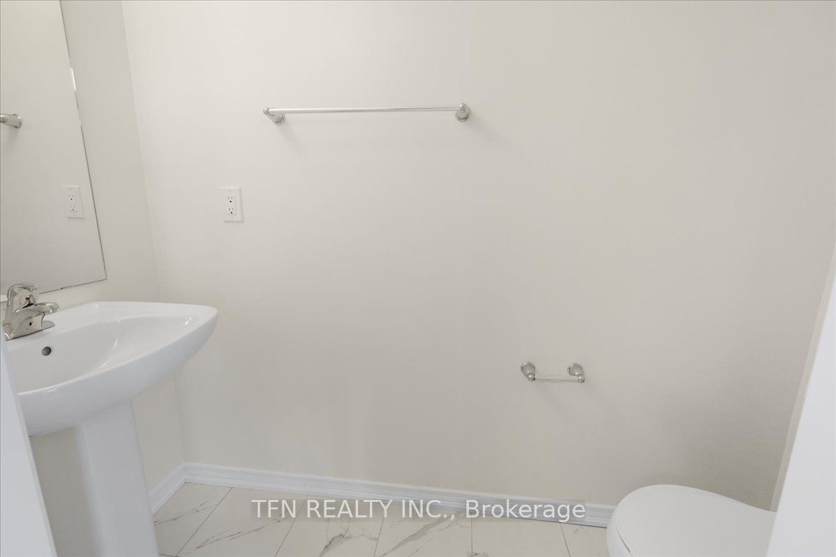 233 Gillespie Dr