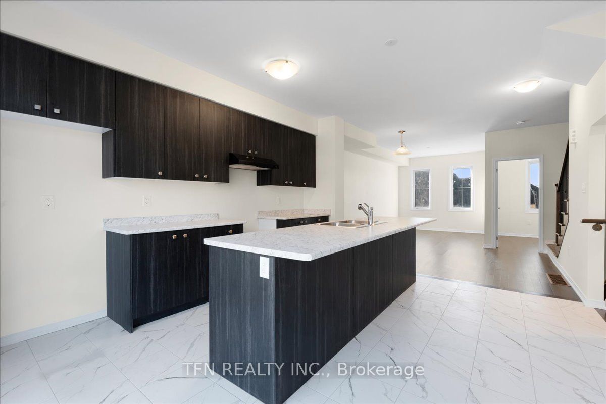 233 Gillespie Dr