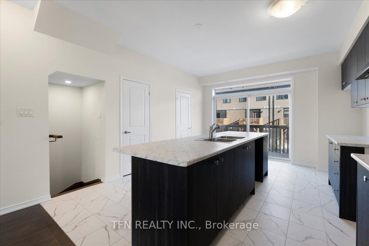 233 Gillespie Dr