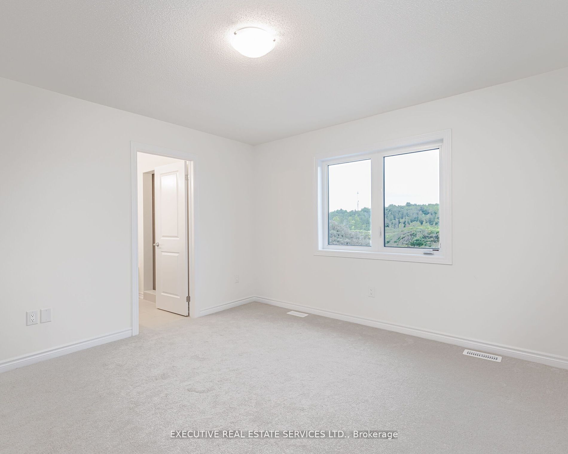 36 Hillcroft Way