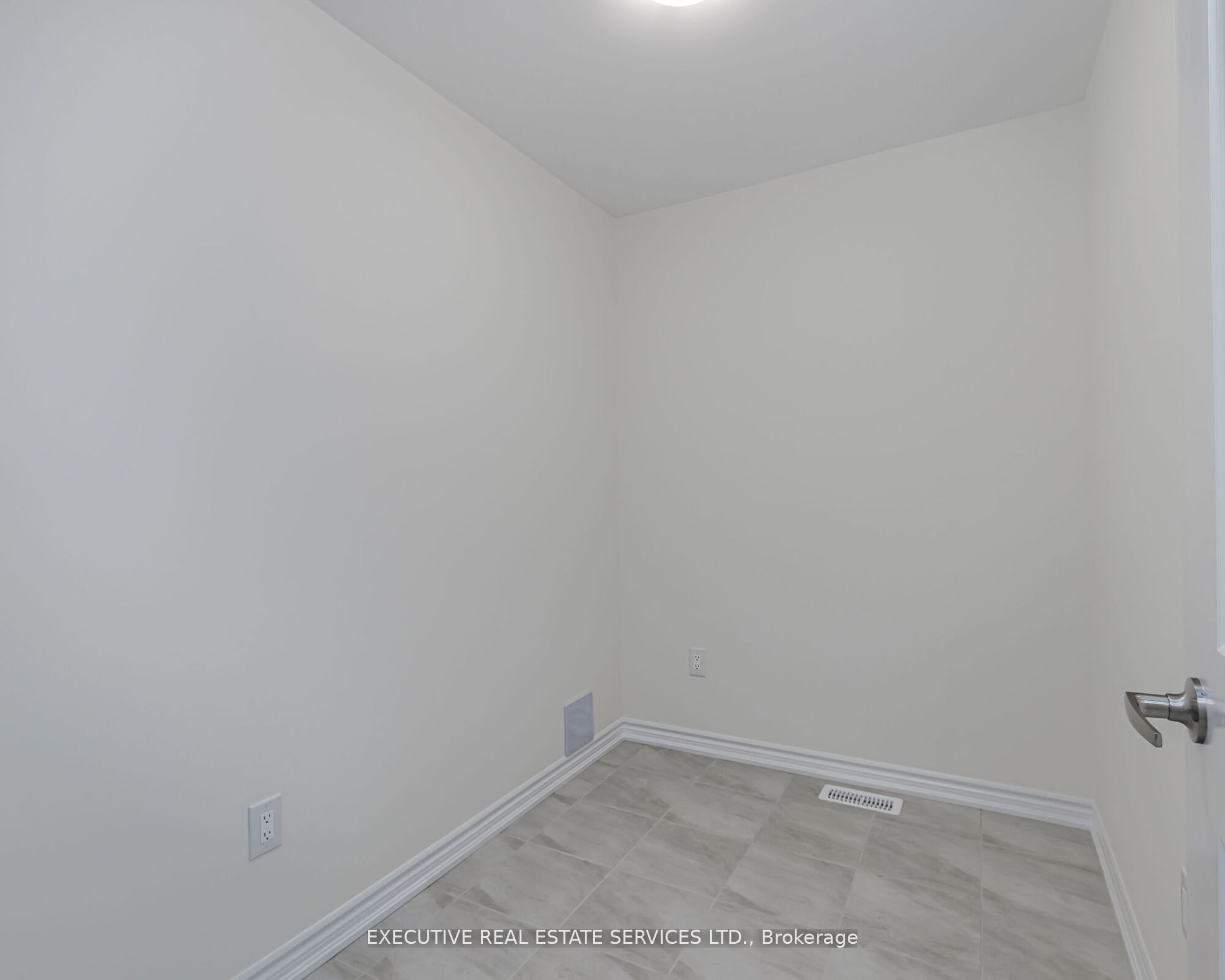 36 Hillcroft Way