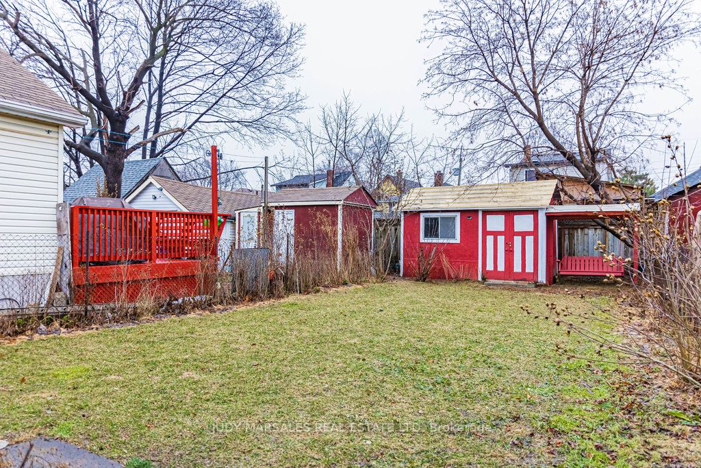 28 Agincourt Avenue
