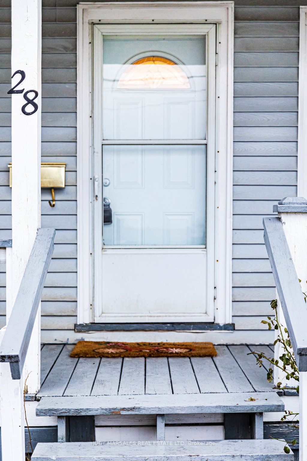 28 Agincourt Avenue