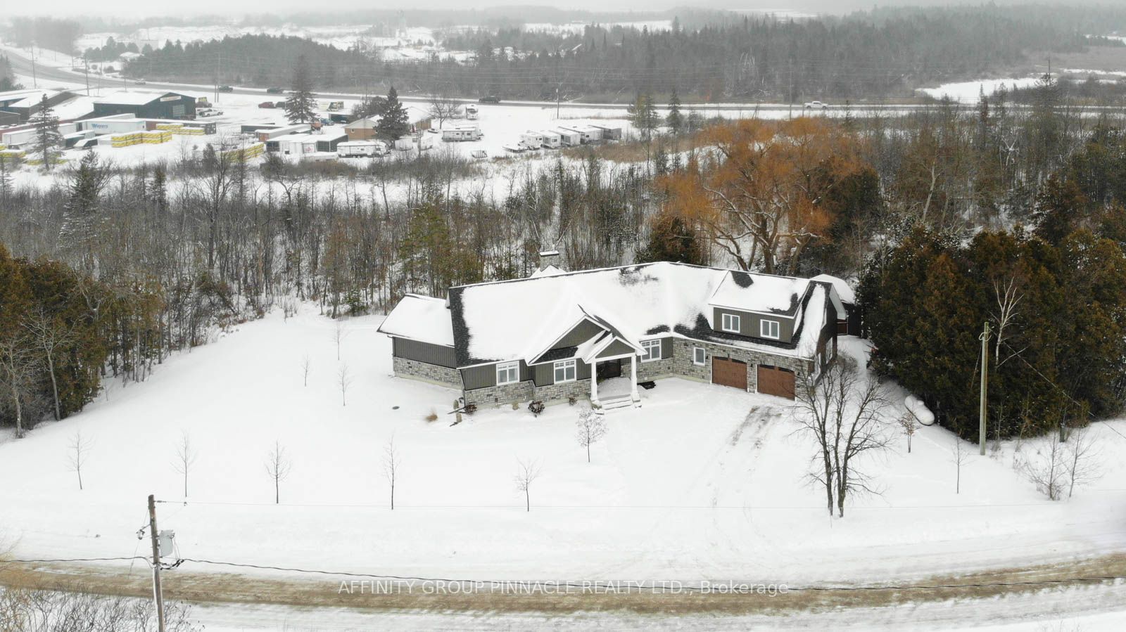 32 MCLARENS CREEK Road