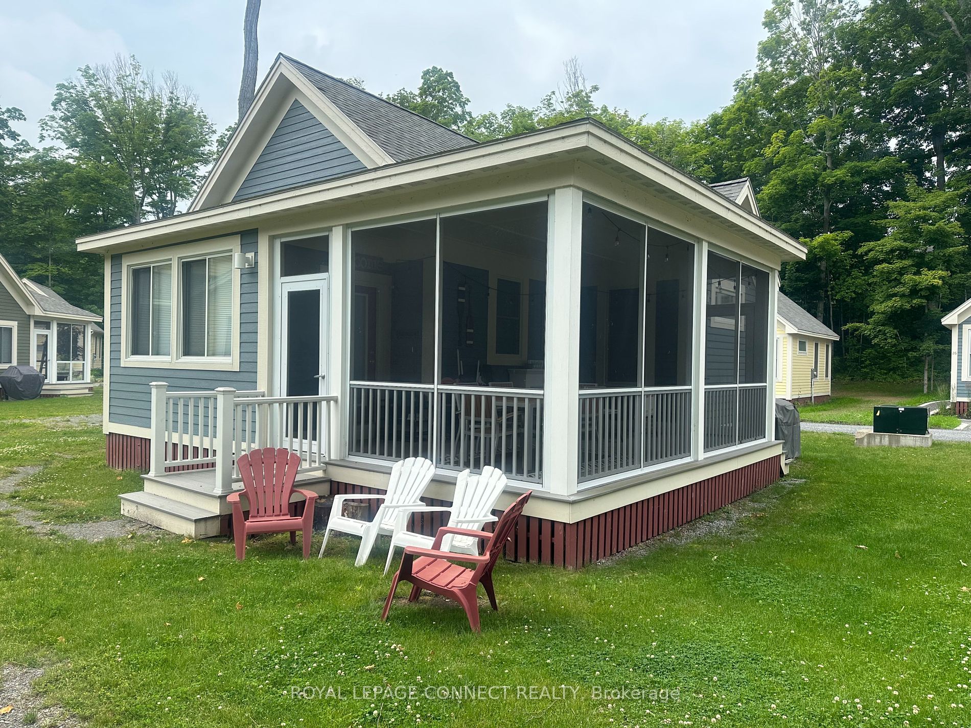 11 Hollow Lane, #219
