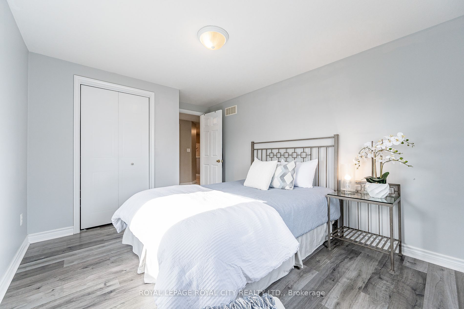 20 Shackleton Drive, #28