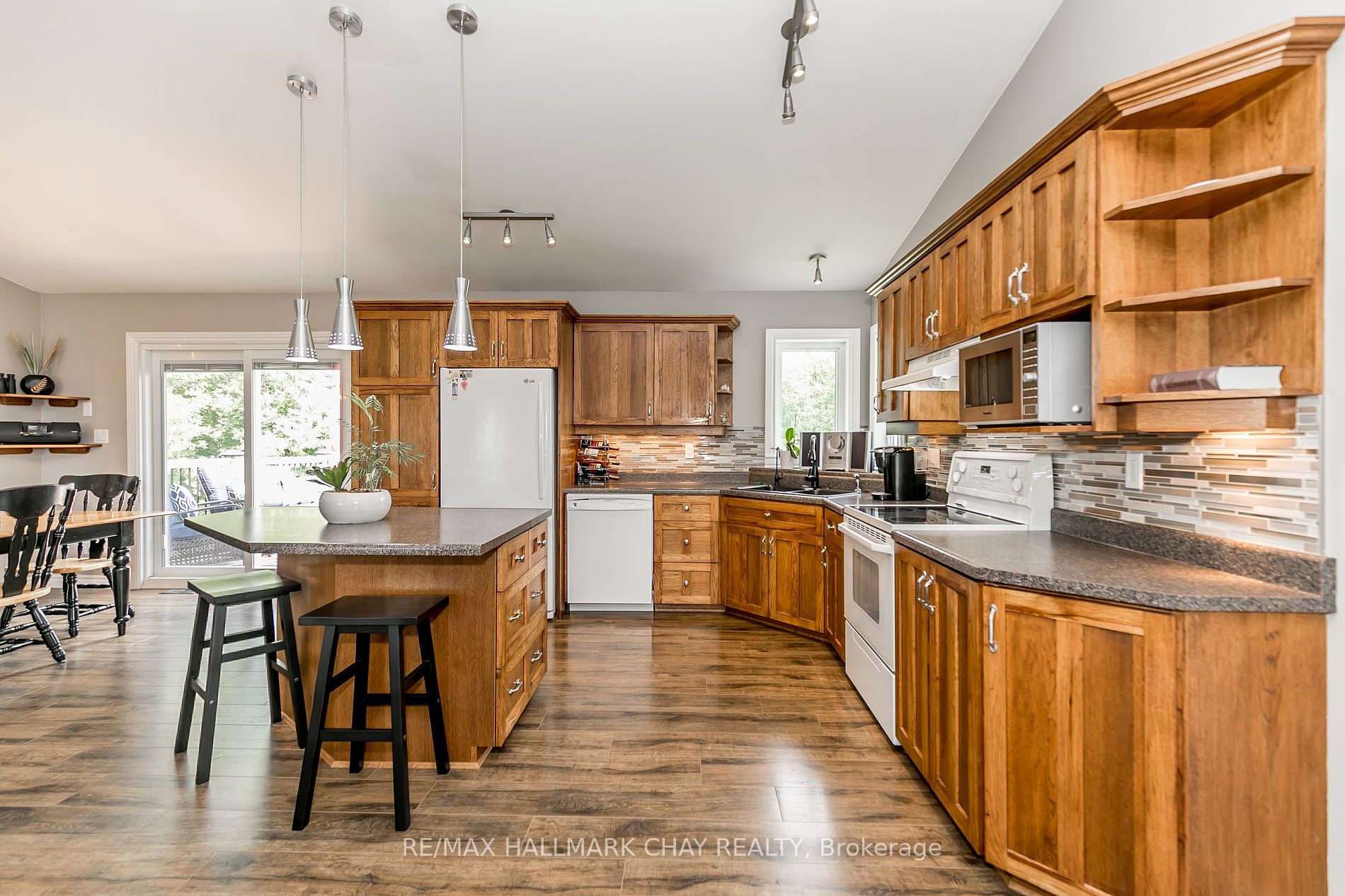 3516 Kirkfield Road